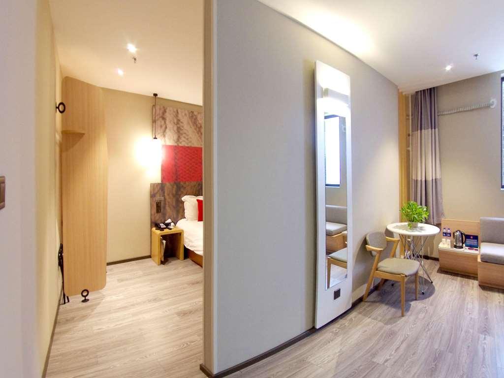 Ibis Beijing Tiantandongmen Metro Station Hotel Rom bilde